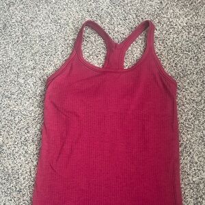 Lululemon Ebb to street tank